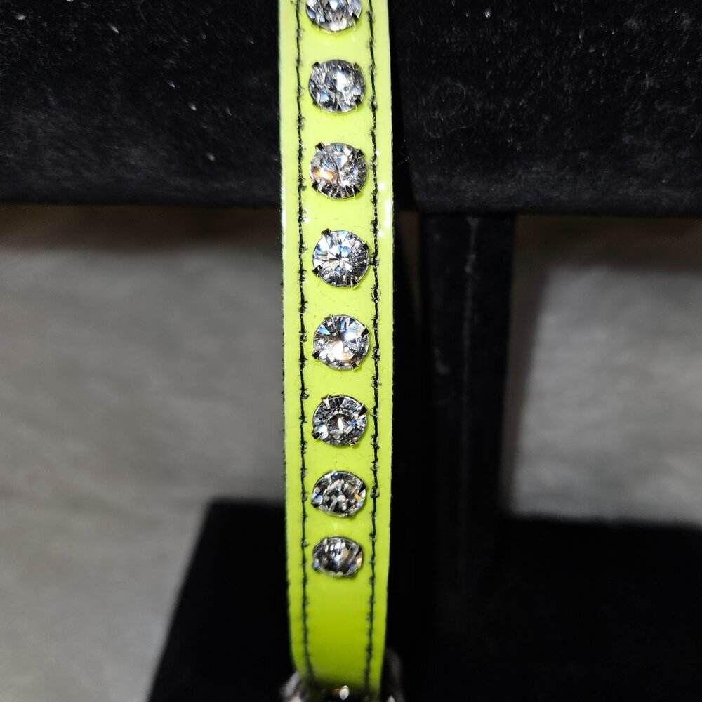 NEW LIME GREEN Kitty Collar Chocker